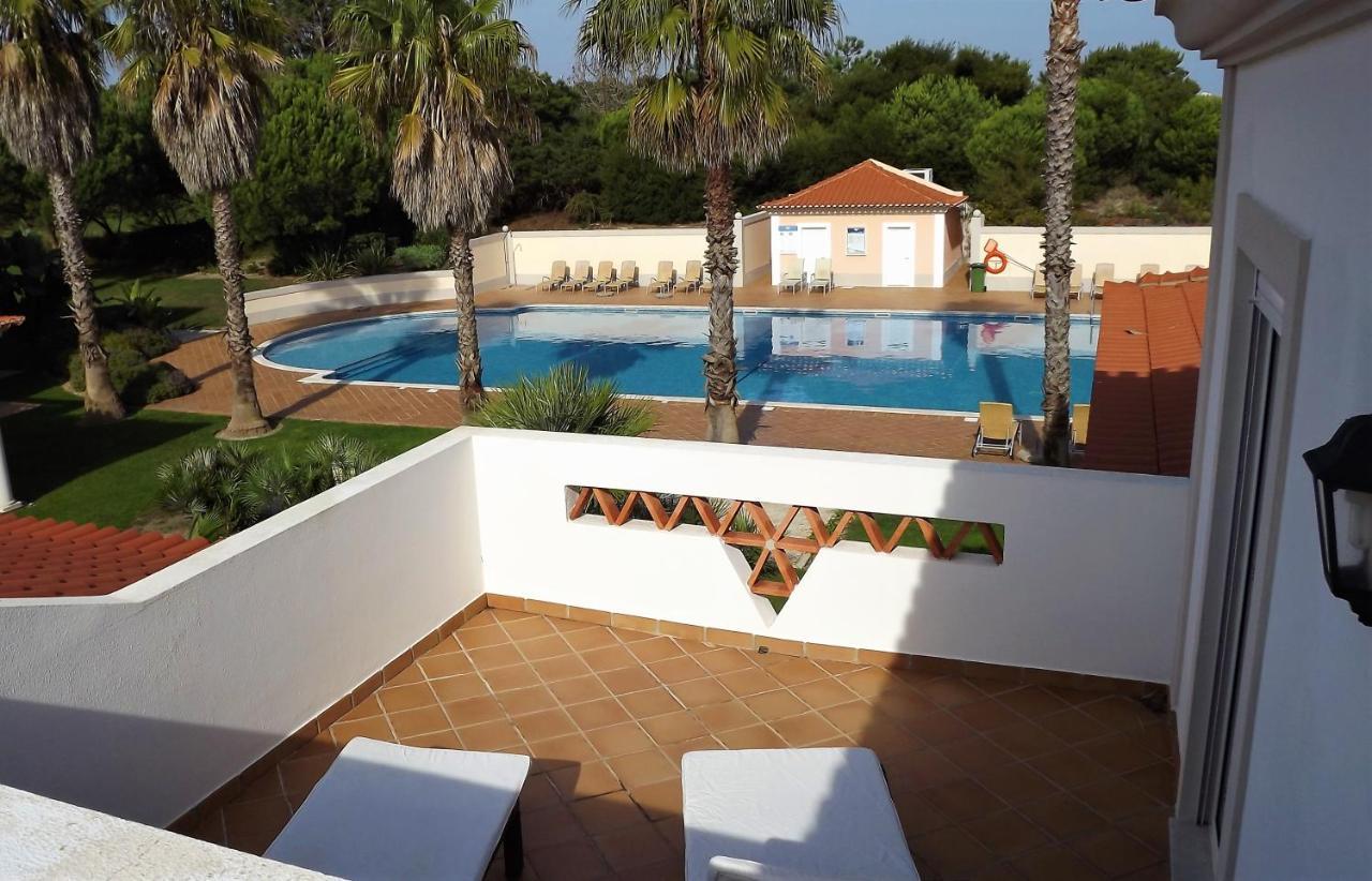 Vila Dos Principes In Praia D'El Rey Praia del Rei Екстериор снимка
